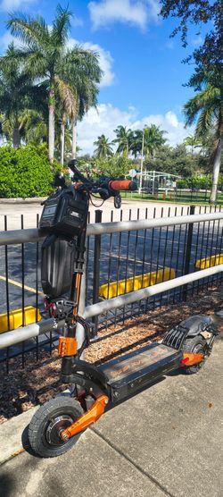 Electric scooter