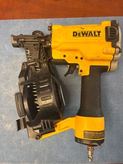 DEWALT 1-3/4 in. 15 Degree Pneumatic Coil Roofing Nailer