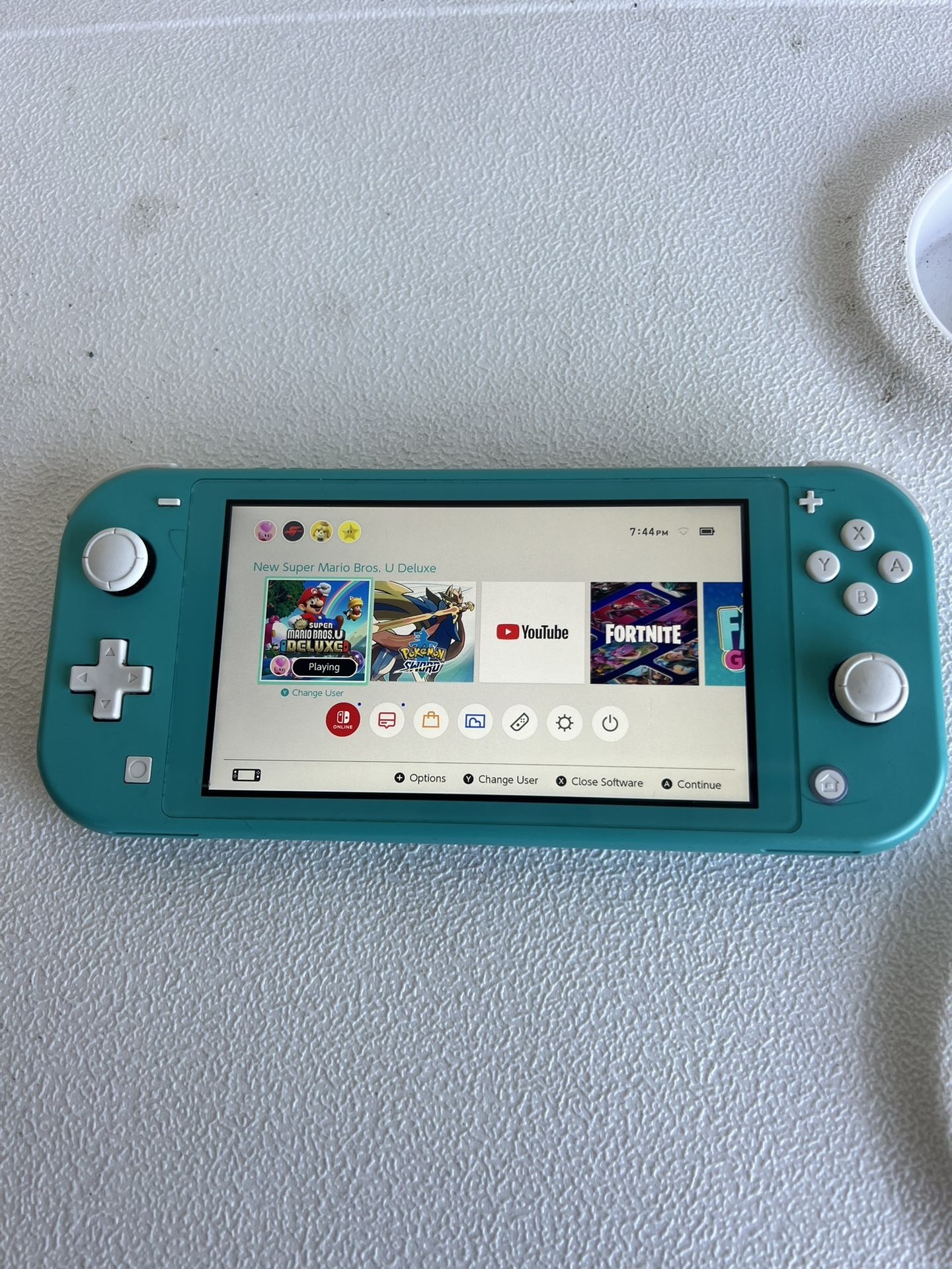 Nintendo Switch Lite