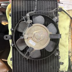 CBR1000F Radiator and fan 1993 Honda Good condition