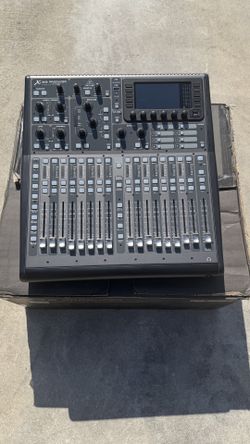 Behringer X32 Producer Mixer