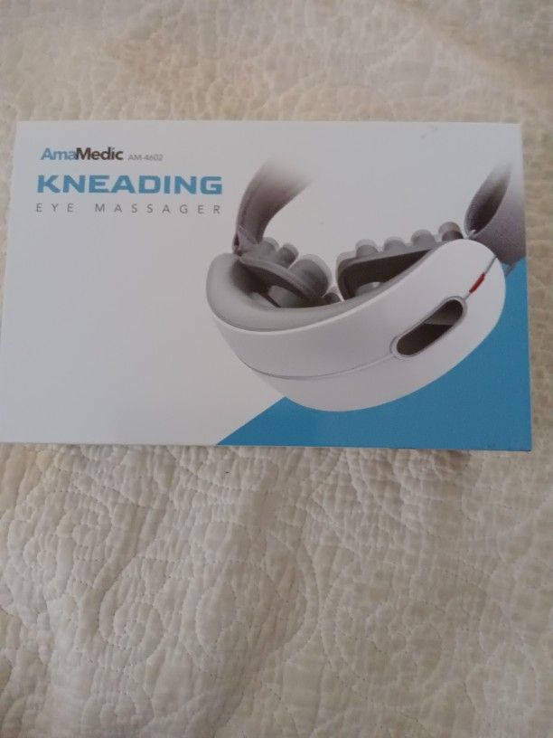 AmaMedic Kneading Eye Massager