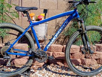 29 inch Diamondback Overdrive mountain bike