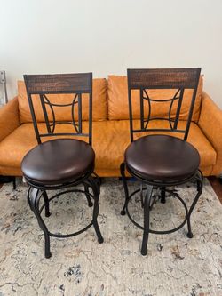 Swivel Bar Stools Set– Metal & Wood – Padded Seats