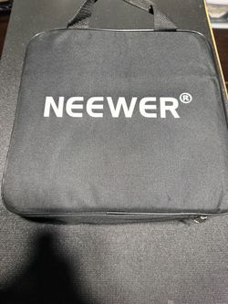 Neewer - 660 PRO RGB LED Video Light with APP Control - 50W Full Color Panel for Studio & Streaming