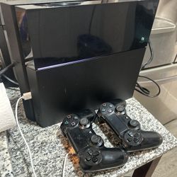 PS4