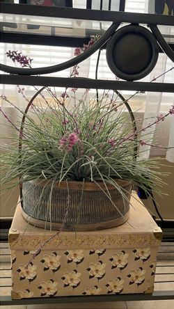 Flower basket decor
