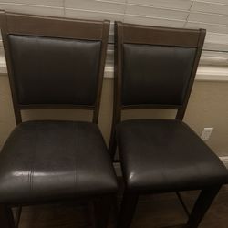 2 High Chairs