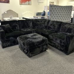 Sectional With Ottoman 