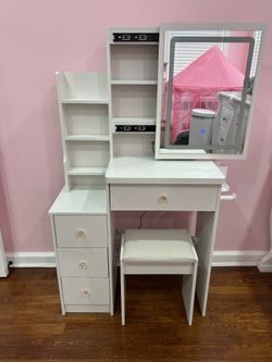Kids White vanity 29.2 inch Width x 50.4 inch Height