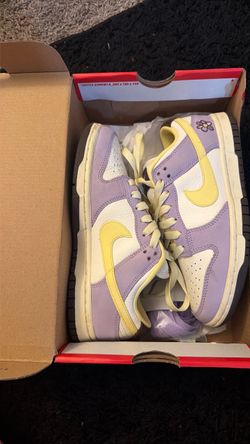 Women’s Nike dunks