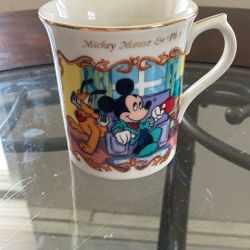 Mickey Mouse And Pluto Cup