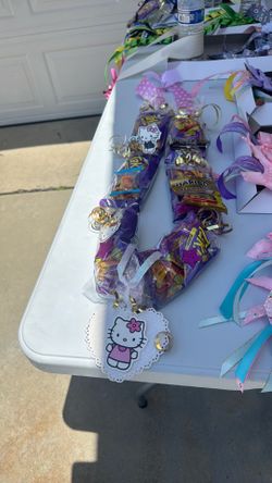 Hello kitty takis leis