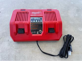 Brand New Milwaukee M18 18-Volt Lithium-Ion Dual Bay Rapid Battery Charger