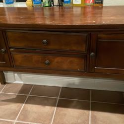 Credenza 