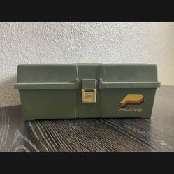 Vintage 1980's Plano 5410 Green and Tan Tackle Box - Nice shape! Rare color!