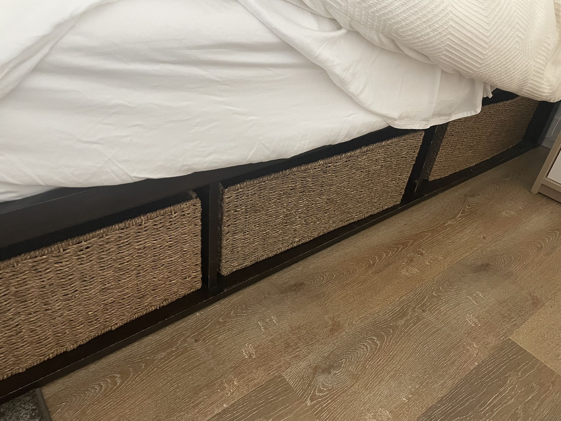 Free King Bed Frame With 6 Drawer Storage