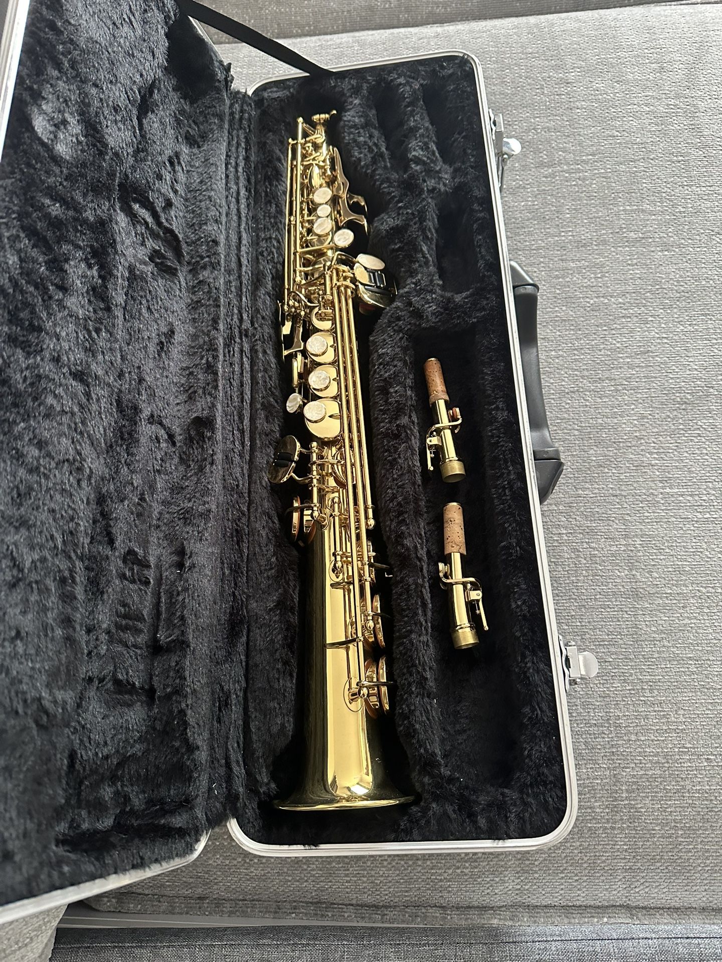 Sporano Saxophone- Unbranded