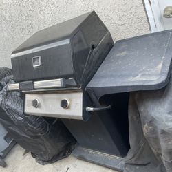 Propane Bbq Fair Condition Great Price 