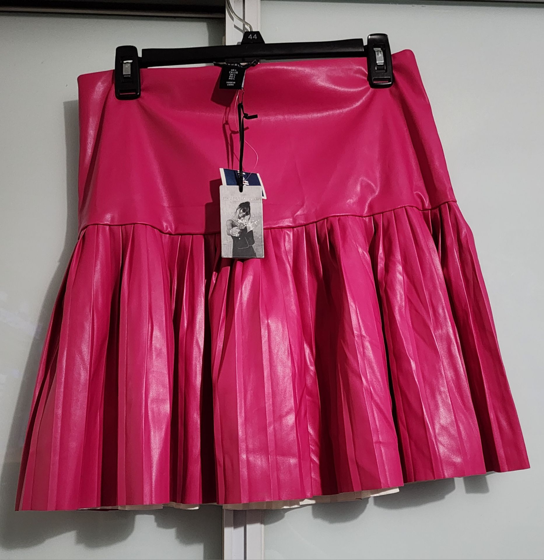 Sincerely Jules Sz L Hot Pink Pleated Skirt BNWT