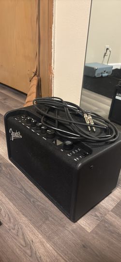 Fender Mustang LT40S Guitar Amplifier Modeling Amp with Stereo Speakers