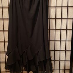 Double layer black ruffle skirt