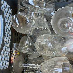 Random Wine Glasses