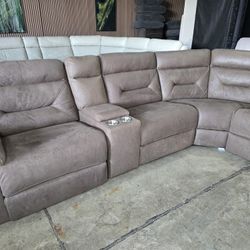 Fletcher 6-piece Fabric Reclining Sectional