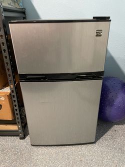 Kenmore Mini Fridge with Freezer