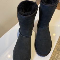 UGG Classic Short II black Boot Size US10