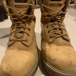 Men’s Timberland Boots 10.5 Used
