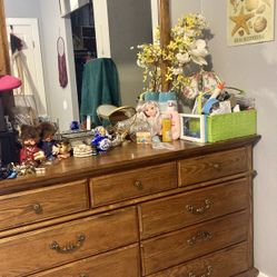 Free Dresser (Pending Friday Pickup)