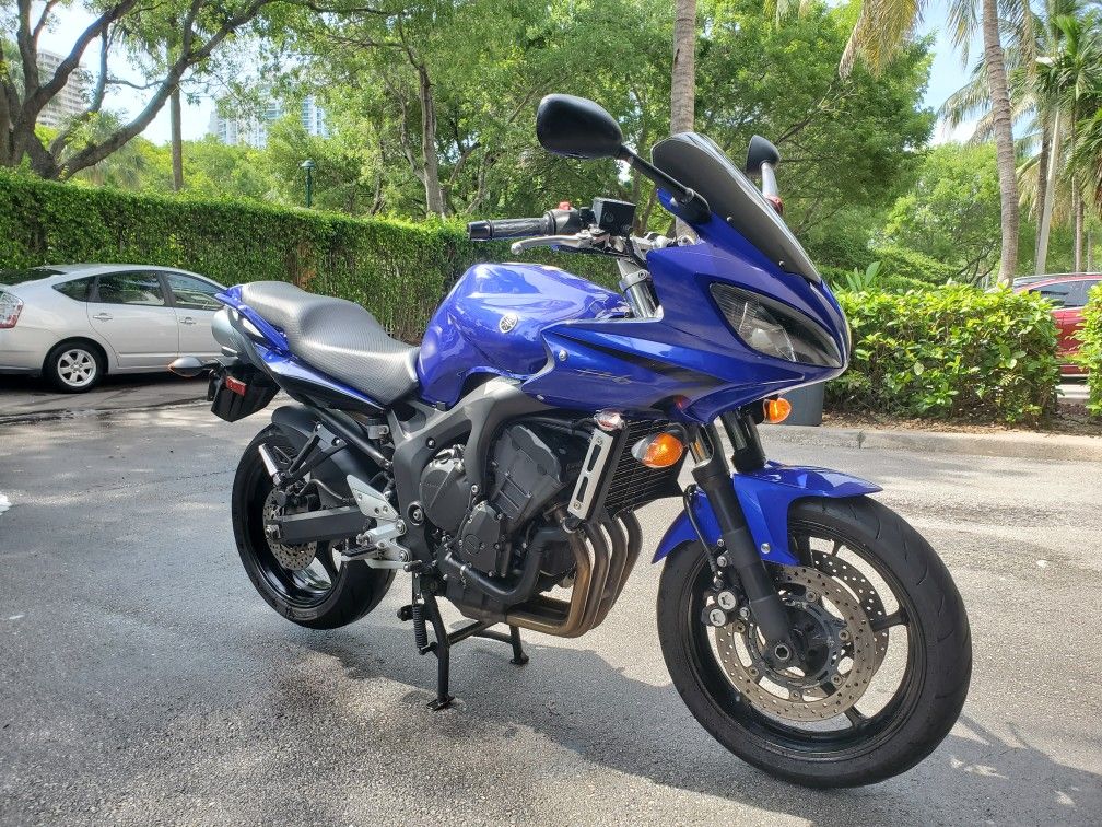 2007 Yamaha FZ6