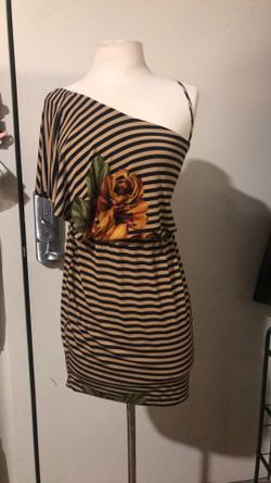Womens medium dress by sweet storm