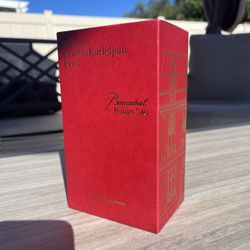 Baccarat Rouge 540 Extrait de parfum  