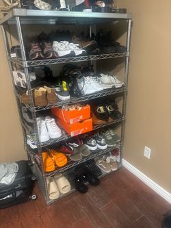 She’s estante para ropa o zapatos