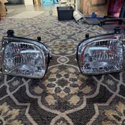 2000-2006 Toyota Tundra Headlights 