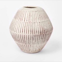 Large Carved Cream Vase Threshold 