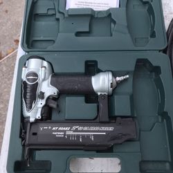 18 ga Brad Nailer