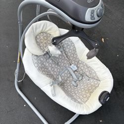 Graco baby swing