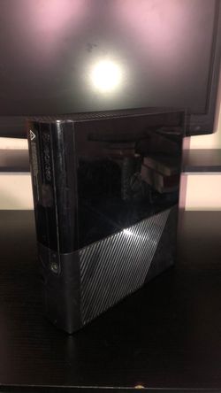 Microsoft Xbox 360 E Console (Read description)
