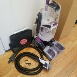 BRAND NEW HOOVER SHAMPOO CLEANING CARPET SYSTEM WITH ACCESSORIES  , AMAZING POWER SUCTION  , WORKS EXCELLENT  , IN THE BOX 