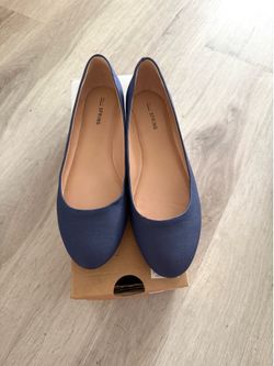 Women flats - size 8