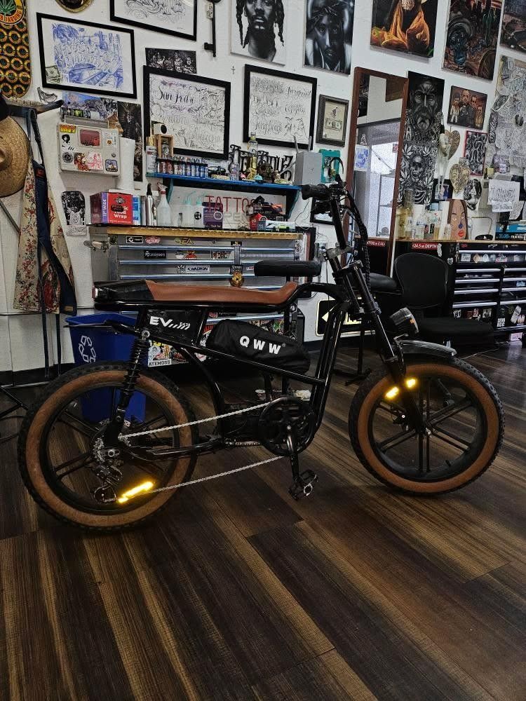 E Bike No Charger Like New