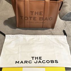 Review: Marc Jacobs Large Tote Bag