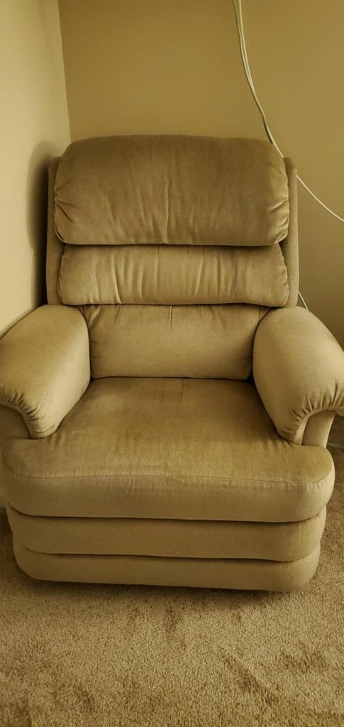 Used Recliner