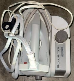 Rowenta Pro Iron Steam Station DG5030