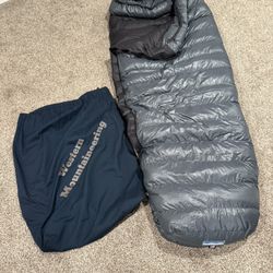 Western Mountaineering Sleeping Bag