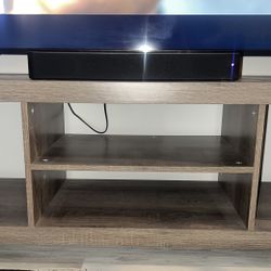 Tv/Entertainment stand