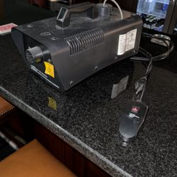 Fog Machine With Liquid For Parties